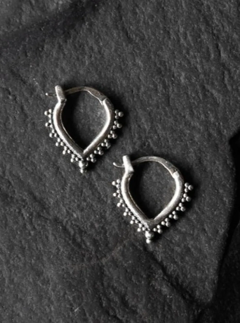 BLACK KALA Beaded Chevron Creole