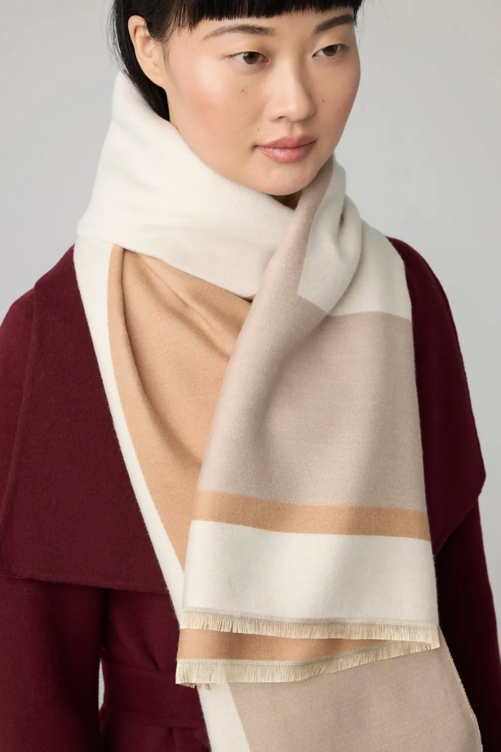 SOIA & KYO Abegail Scarf