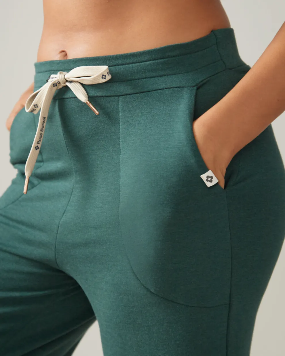 ROSE BOREAL Hugg Me Jogger Pants - Dark lagoon