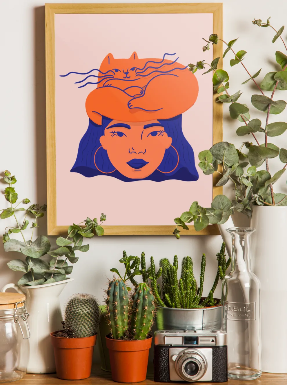 PERLE NOIRE Poster Cat on the head