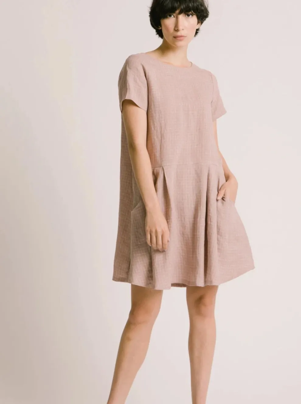 ALLISON WONDERLAND Dress Pages