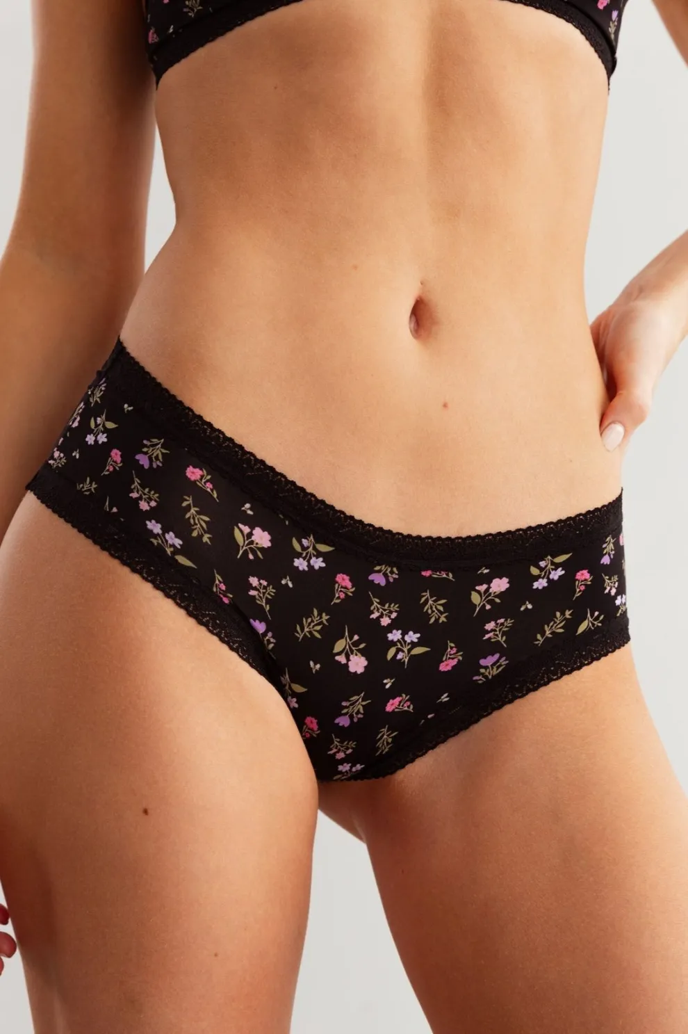 BLUSH Hipster Lace Trim The Micro