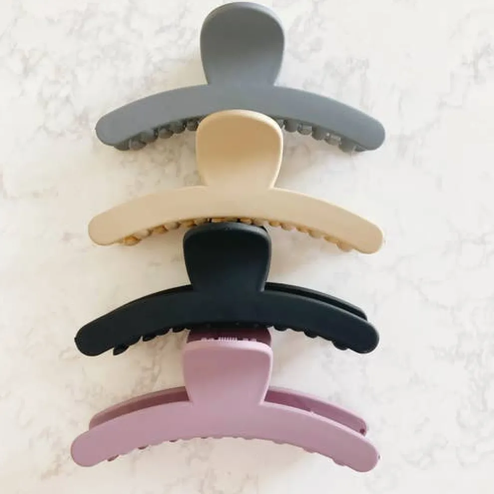 KITTEN CLAWS CLIPS Hair Clips - Moon