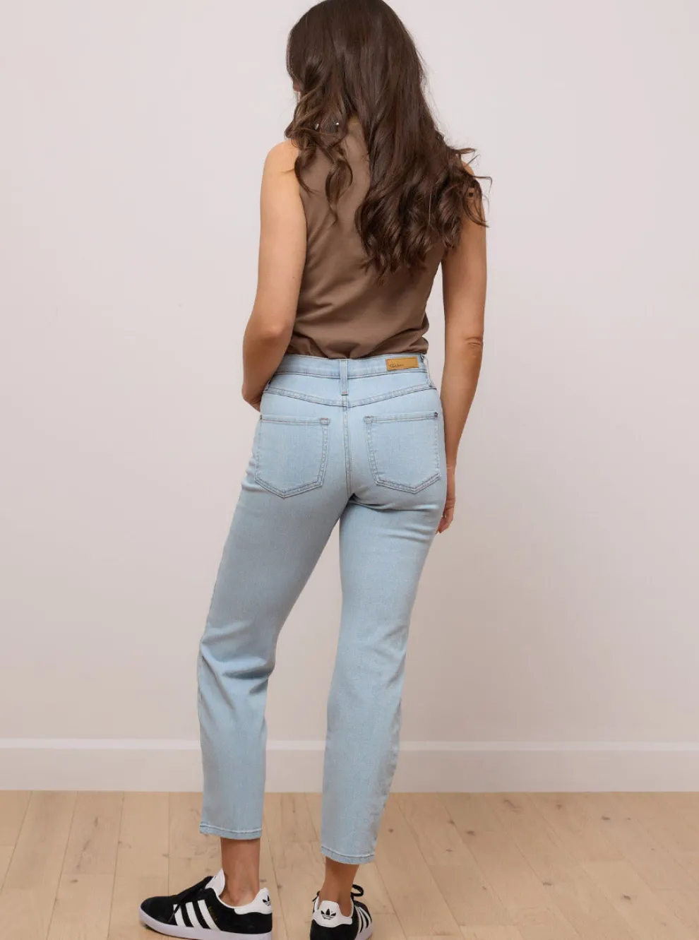 YOGA JEANS Coupe Emily slim - Barbuda