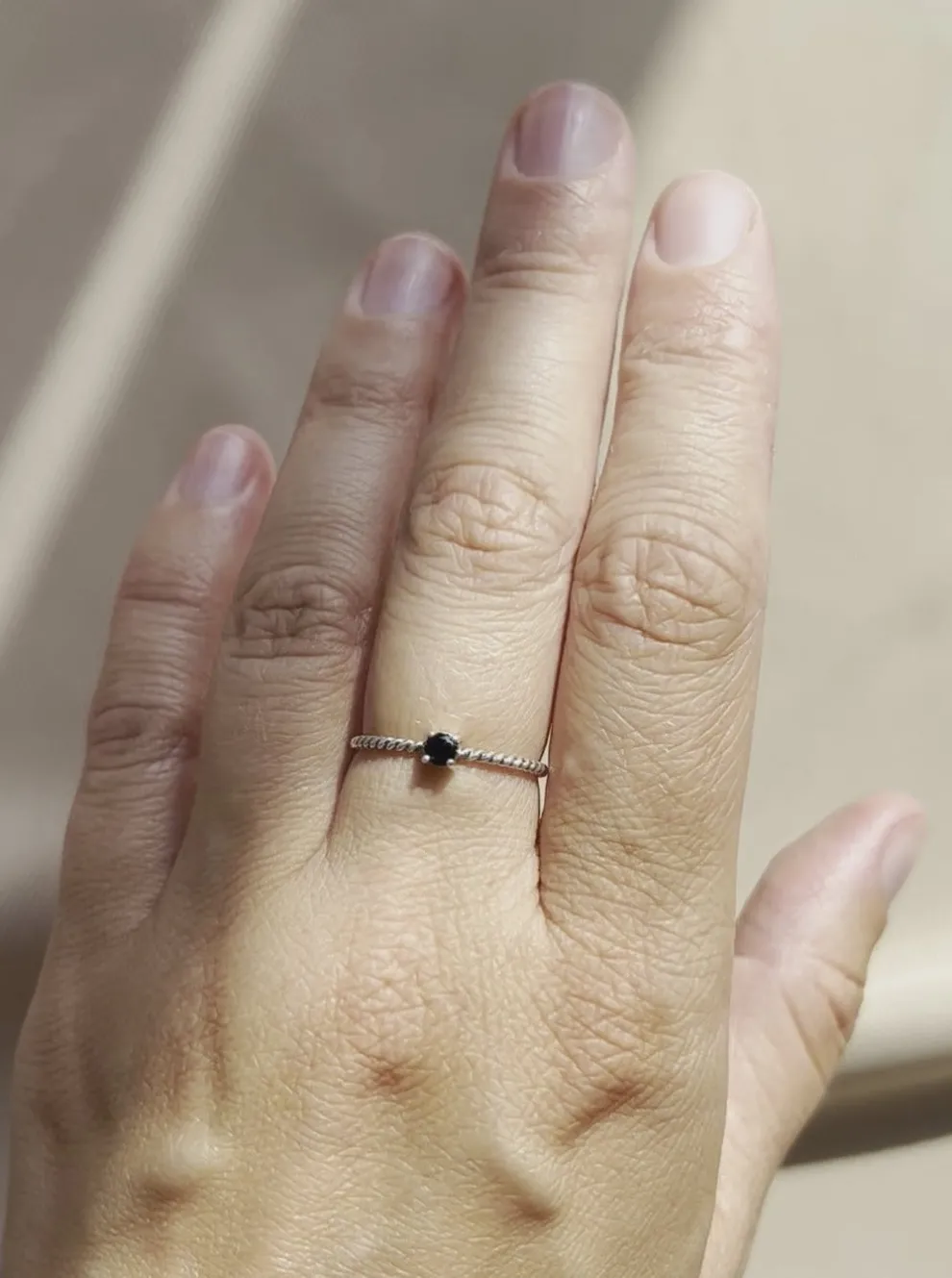 MAKSYM Twisted Ring + Black Spinel - Silver