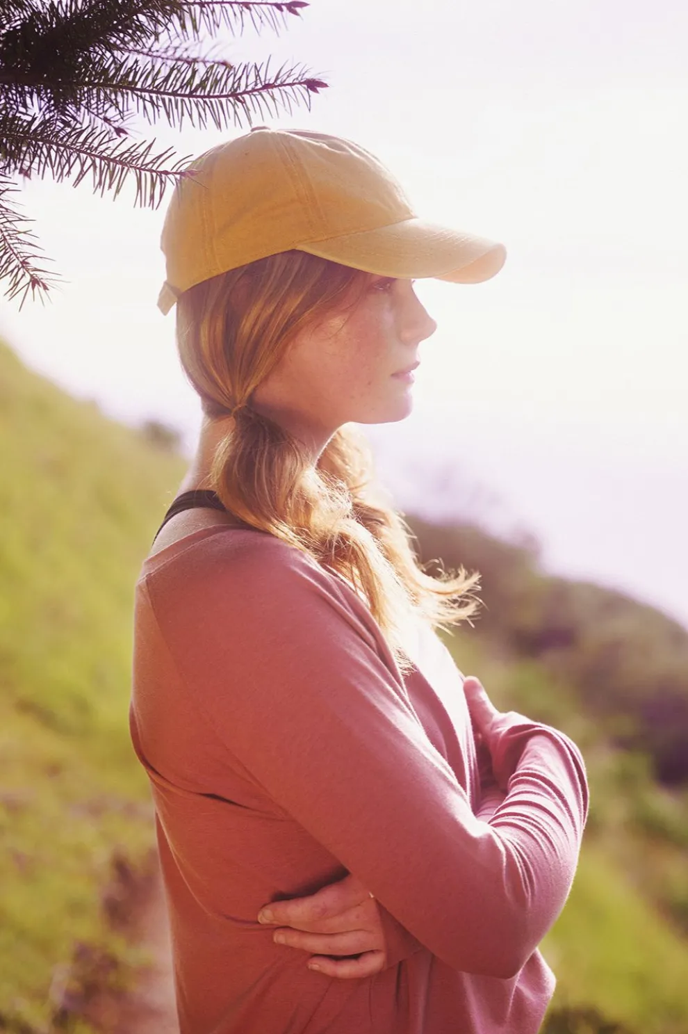 ROSE BOREAL Cozy Sweater - Dahlia