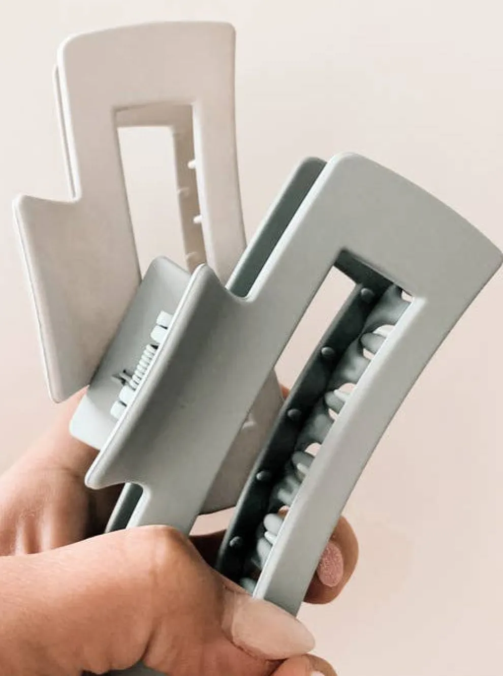 KITTEN CLAWS CLIPS Large Hair Clip - Pastel