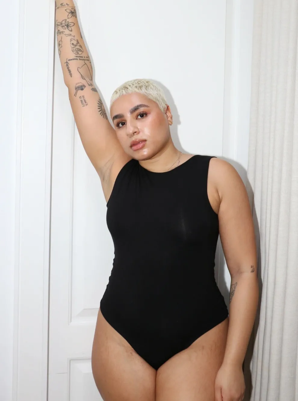 MARY YOUNG Backless Bodysuit - Black