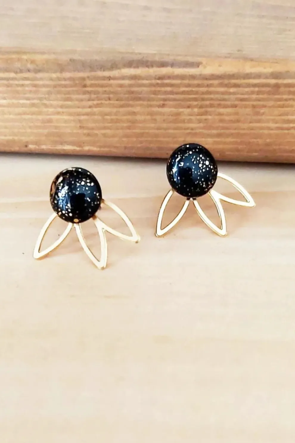 KAG 2 Piece Flower & Round Earrings