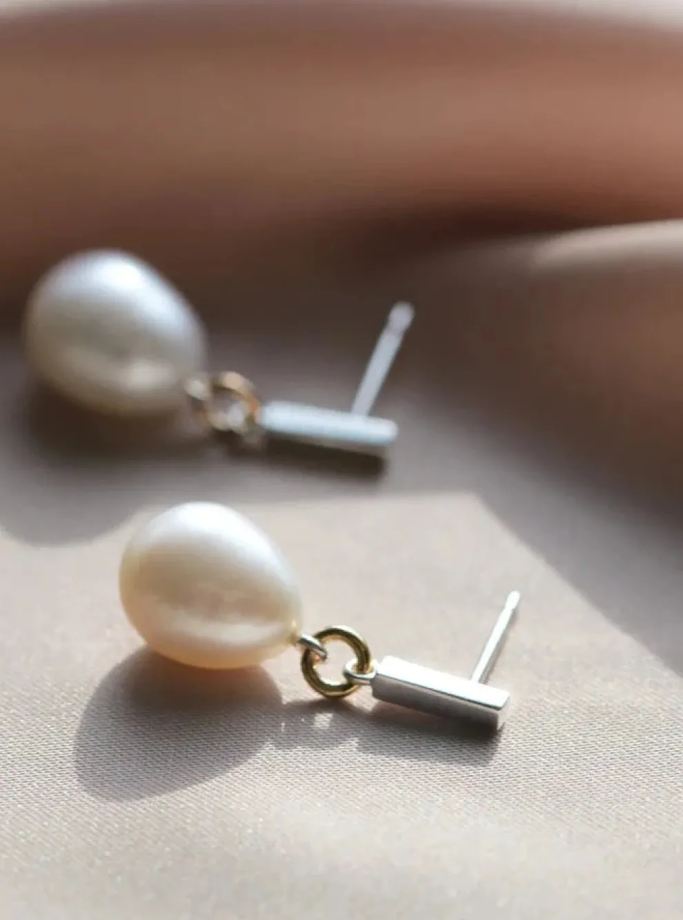 MAKSYM Double Hoop Earrings - Silver & Gold