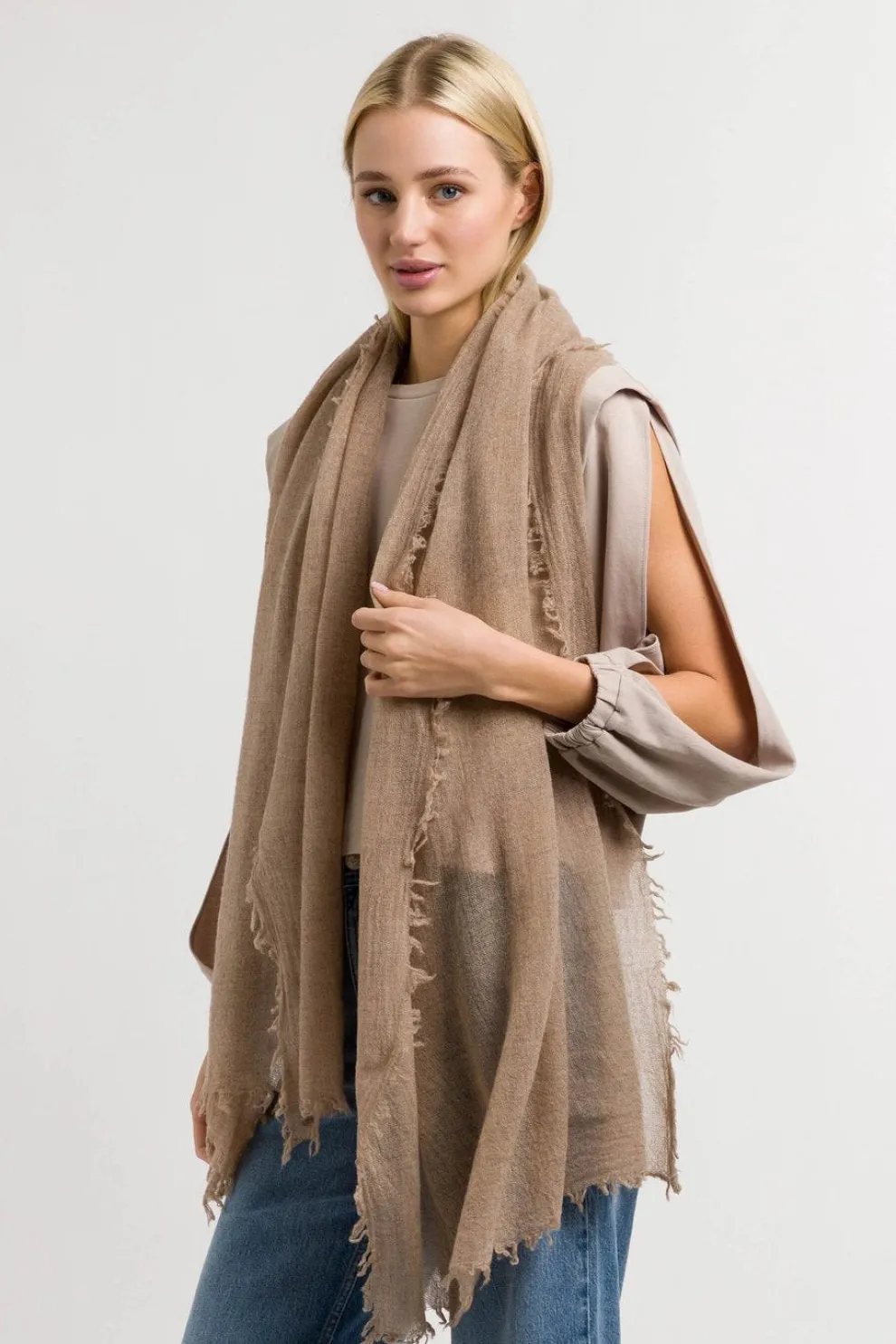 FRAAS Light Plain Wool Scarf