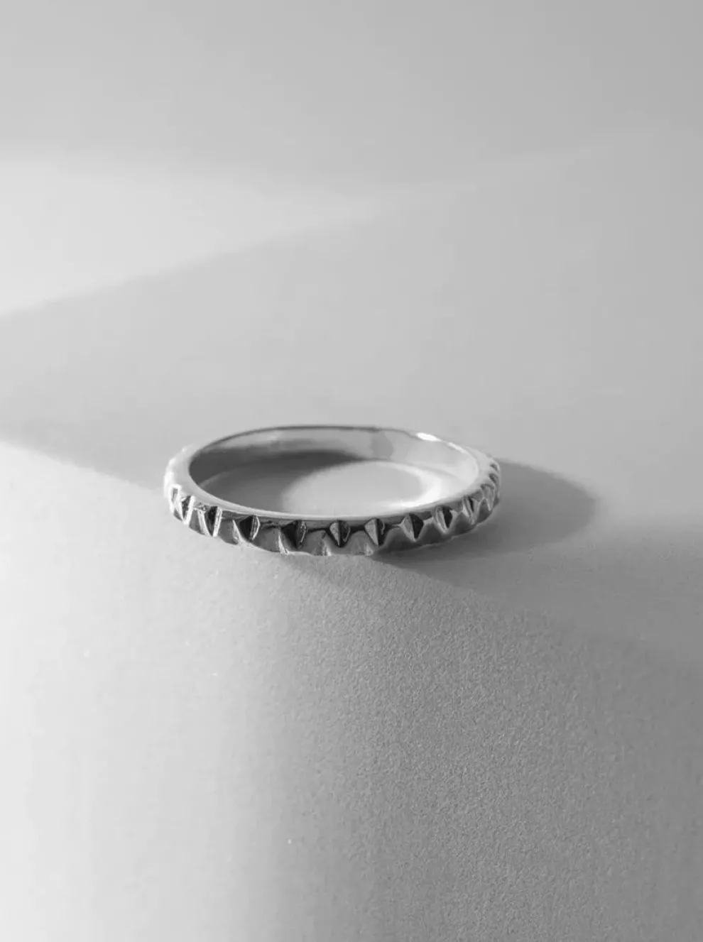 VERONIQUE ROY JWLS Eleanor ring