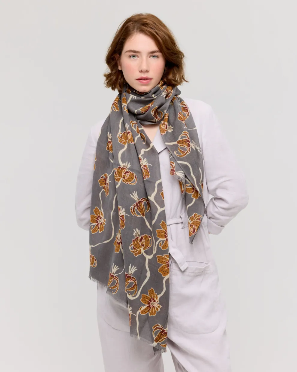 PRINCESS & DRAGON Lily Floral Scarf