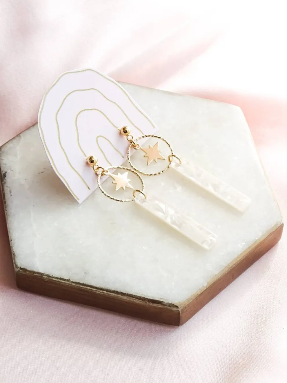 VINTAGE GLORY Venus Earrings