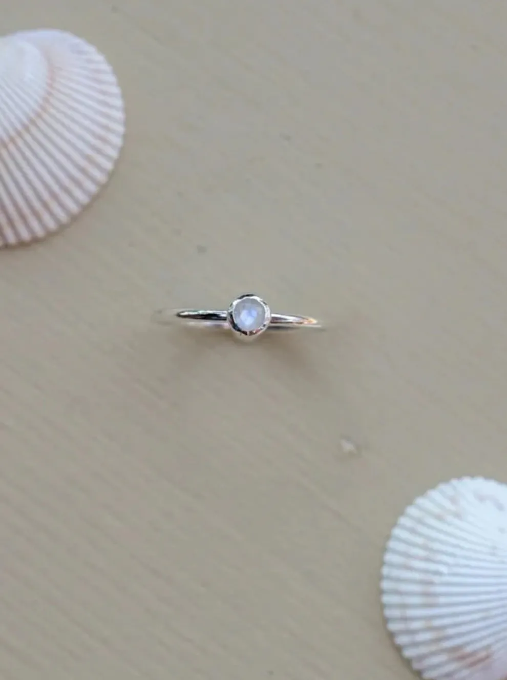 CÔTE OUEST Mini Moonstone Ring