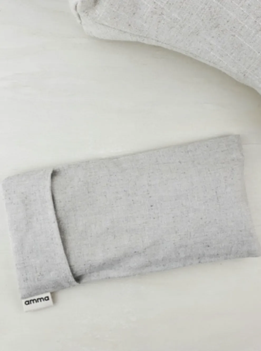 AMMA THERAPIE Heating Cushion for Shoulders - Hemp and Organic Cotton Sand