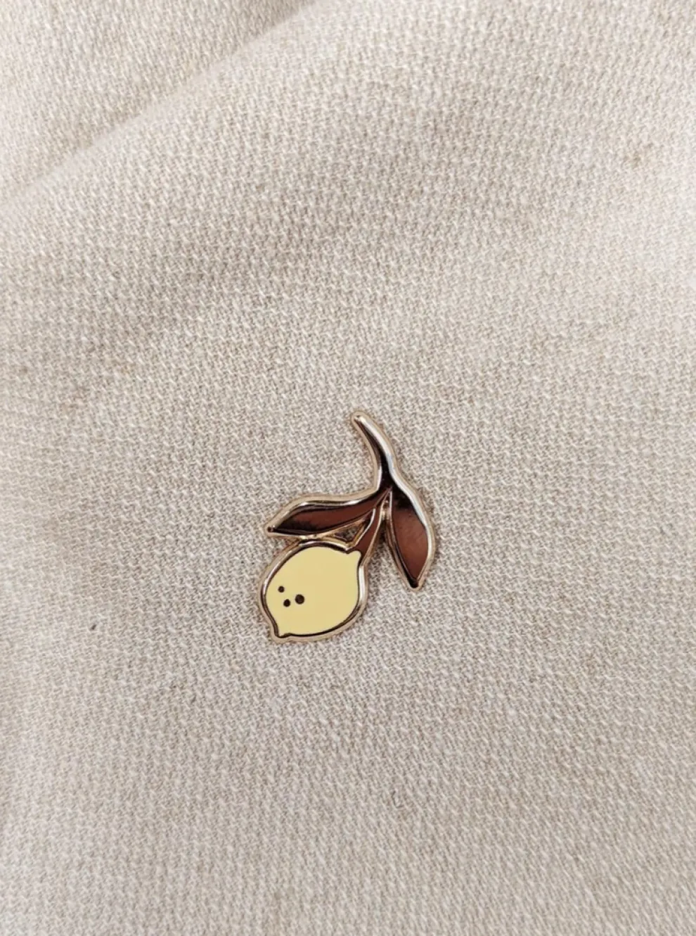 MIMI & AUGUST Pin - Lemons